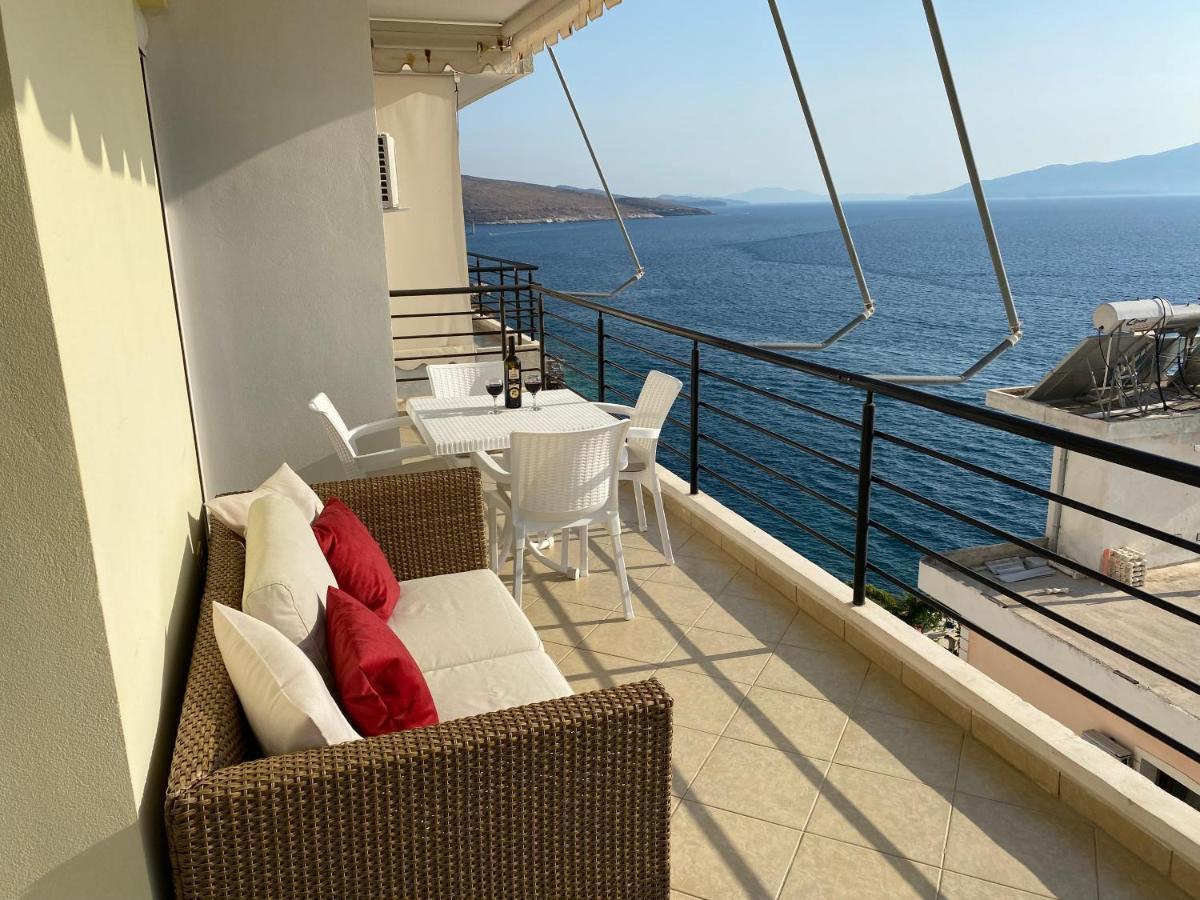 Apartment With Huge Sea View Balcony Saranda Kültér fotó